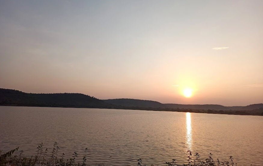 Chatri Lake